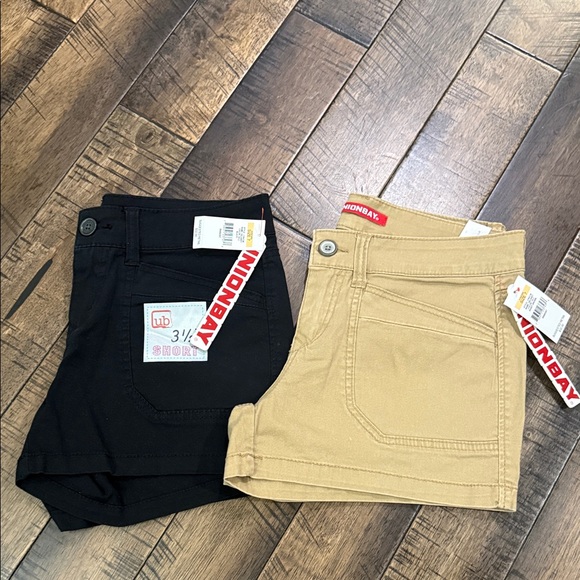 UNIONBAY Kids Black and Tan Shorts - Picture 1 of 5